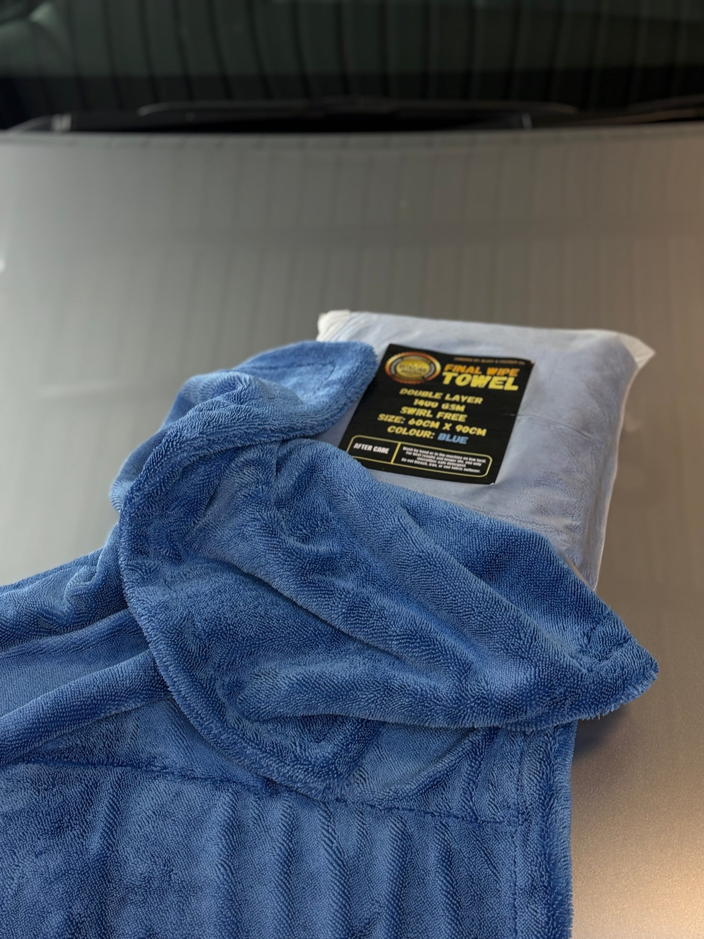 Premium Car Drying Towel – 1400 GSM Double Layer Microfiber Final Wipe Towel, Swirl-Free & Scratch-Free, Ultra Absorbent, 60×90 cm, Blue